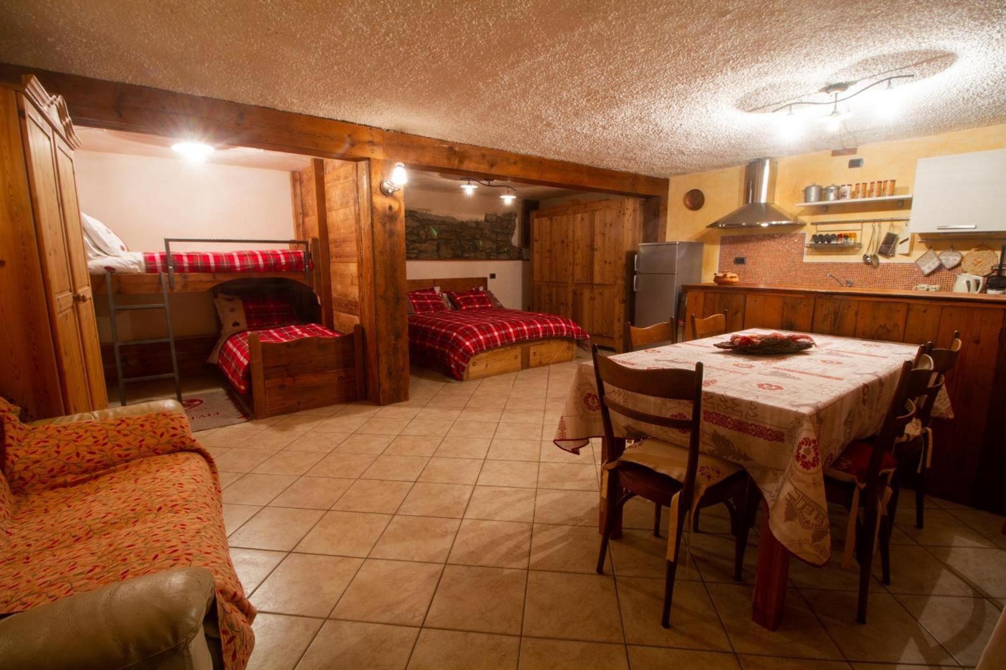 La Maison De Karen The Deer House Gignod Экстерьер фото